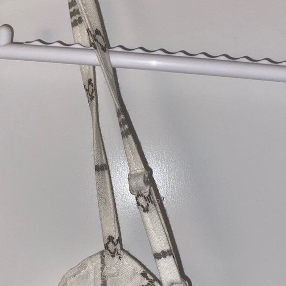 BRAND NEW - Picture 6 of 7